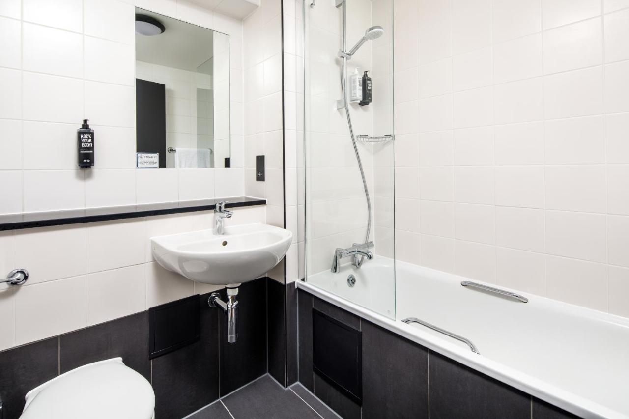 Hotel Ibis London Heathrow Terminal 5 Hillingdon Exterior foto