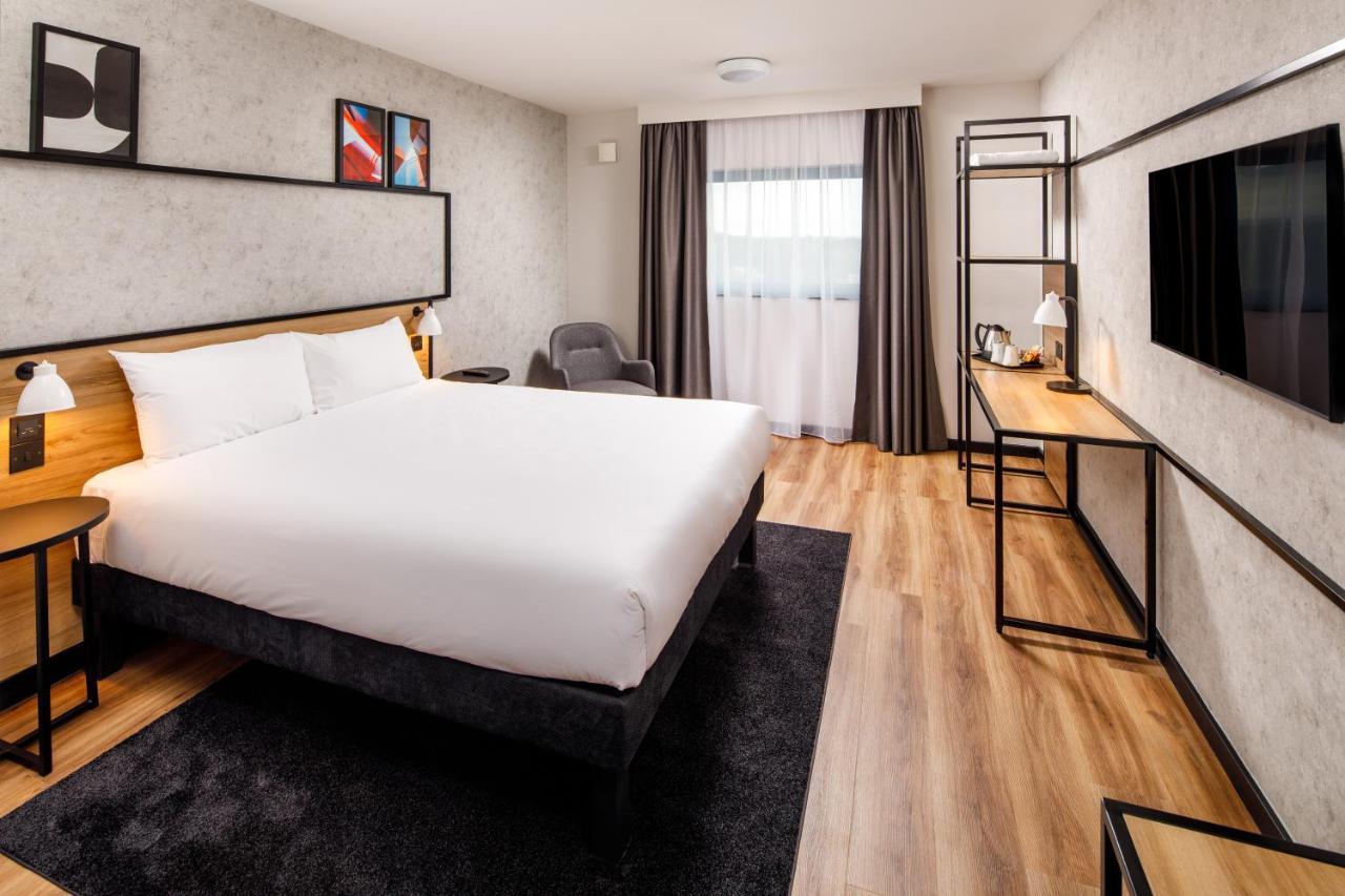 Hotel Ibis London Heathrow Terminal 5 Hillingdon Exterior foto
